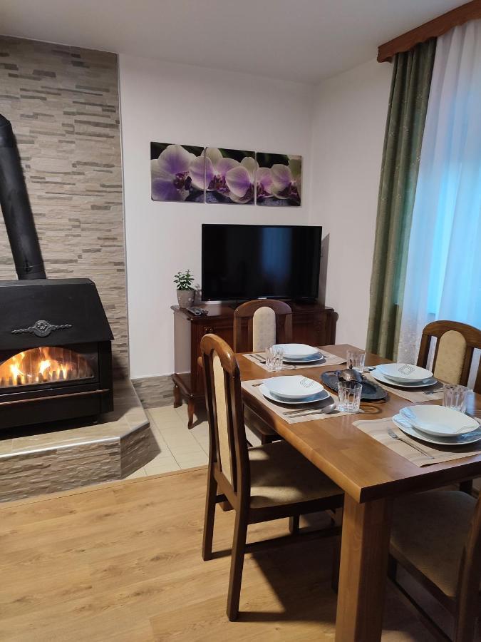 Apartman Adna คูเลนวาคูฟ ภายนอก รูปภาพ